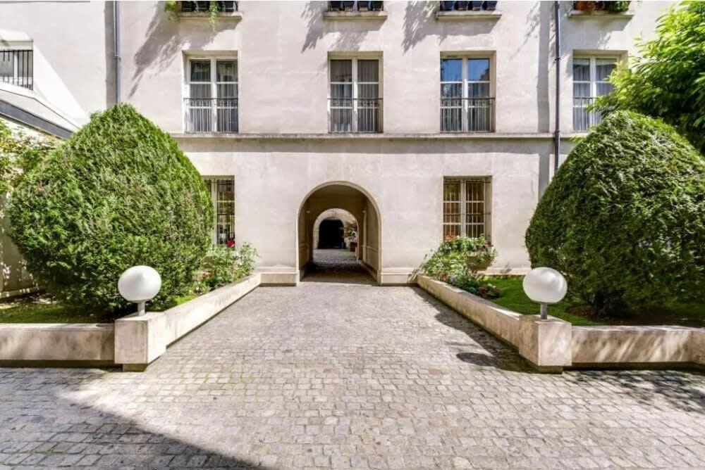 Modern And Huge 3Bd For 10 Guests In Le Marais! Apartman Párizs Kültér fotó